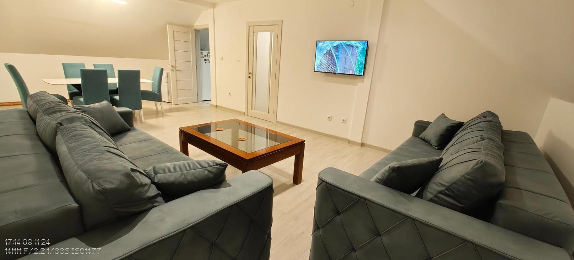Privatna Soba Dusan Surčin Esterno foto